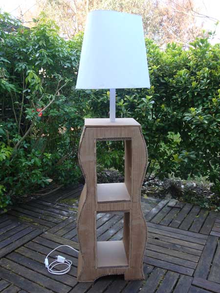 pied_lampe